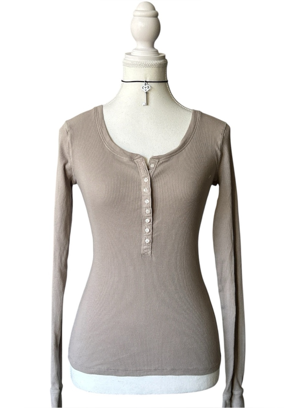 Y2K Coquette “Brandy Melville” Basic Beige Ribbed Henley Style Long Sleeve Top